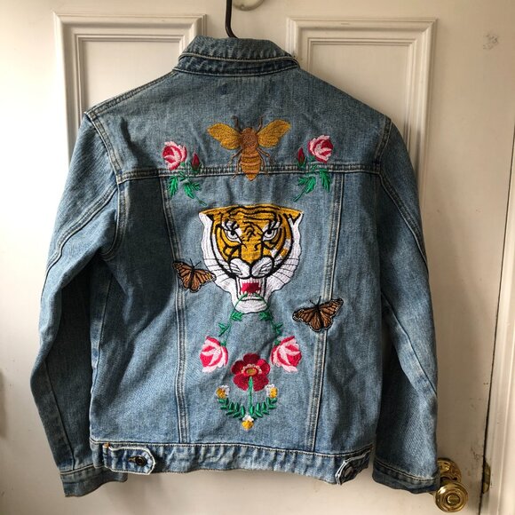 Vintage Forever 21 Embroidered Denim Jacket Flowers Tiger Small - Picture 4 of 7